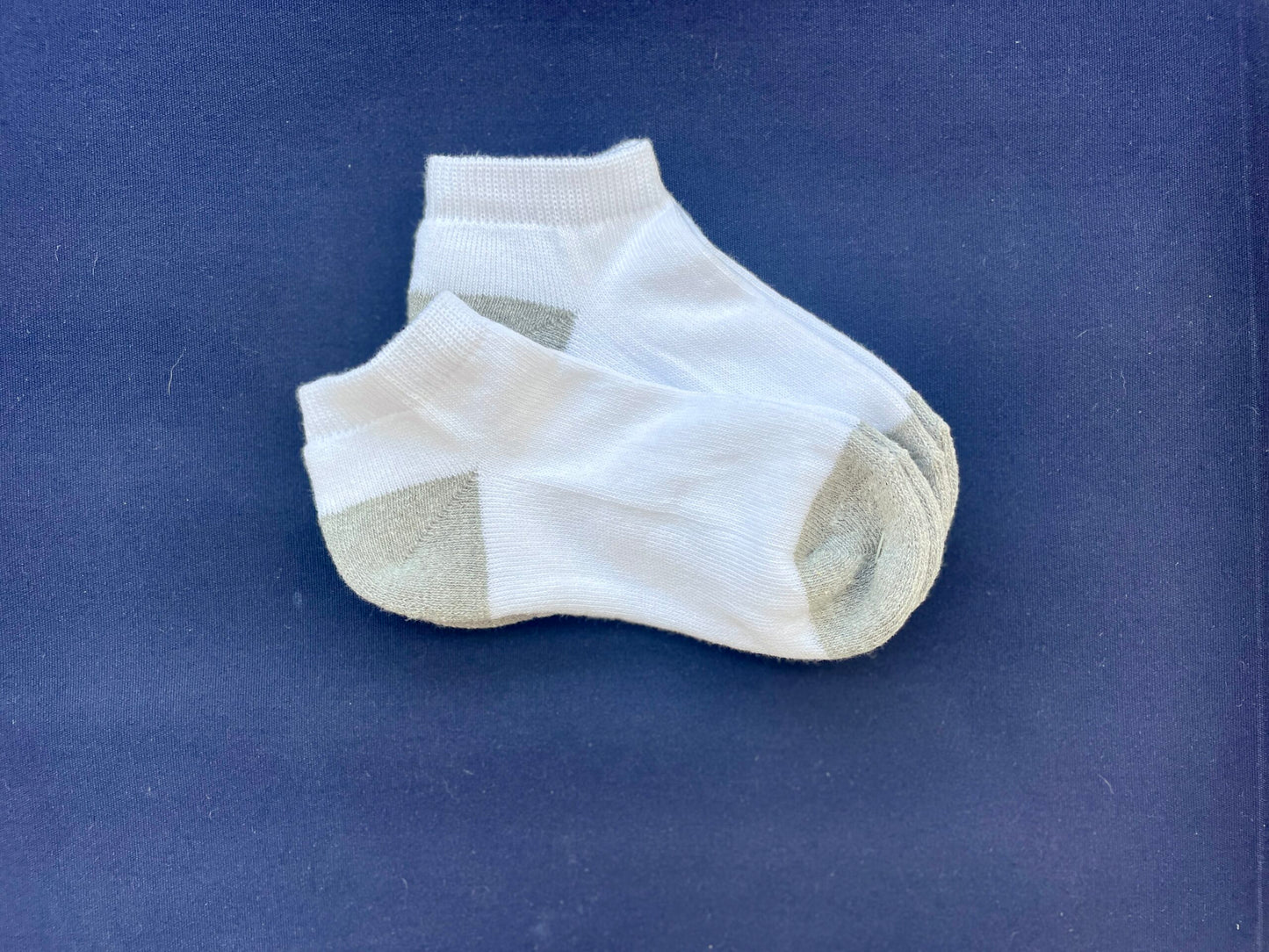 MEDIAS SEMI AFELPADAS TALONERA PUNTA TALON GRIS