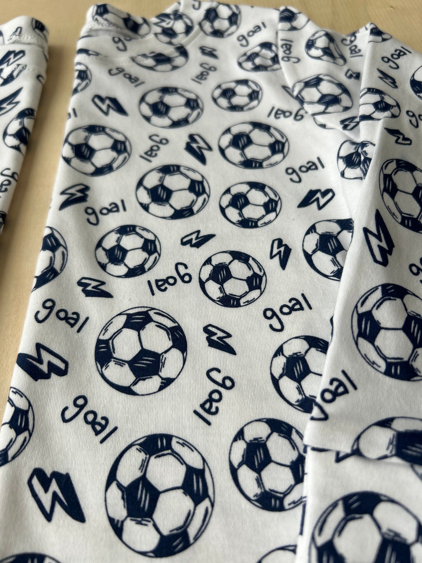 PIJAMA FUTBOL 3 PIEZAS